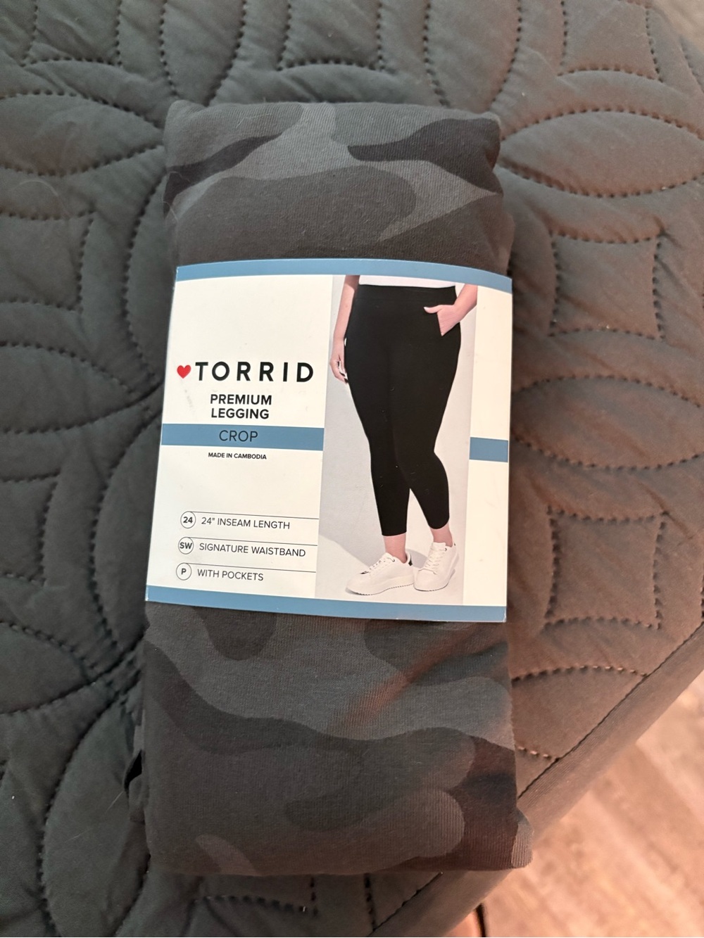 torrid Gray Camo Crop Leggings brand new